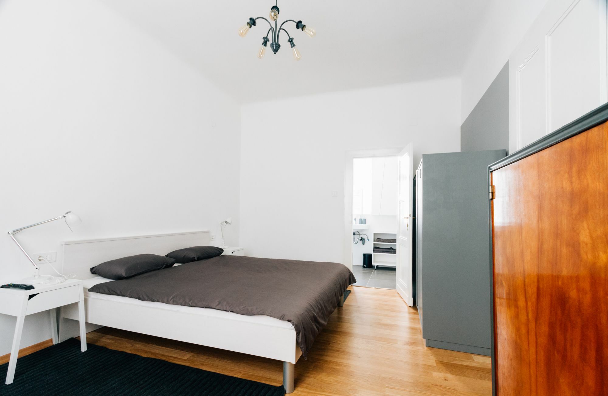 Mazuranic Square Apartment Zagreb Buitenkant foto